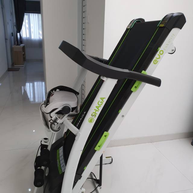 Treadmill (Alat Olahraga)