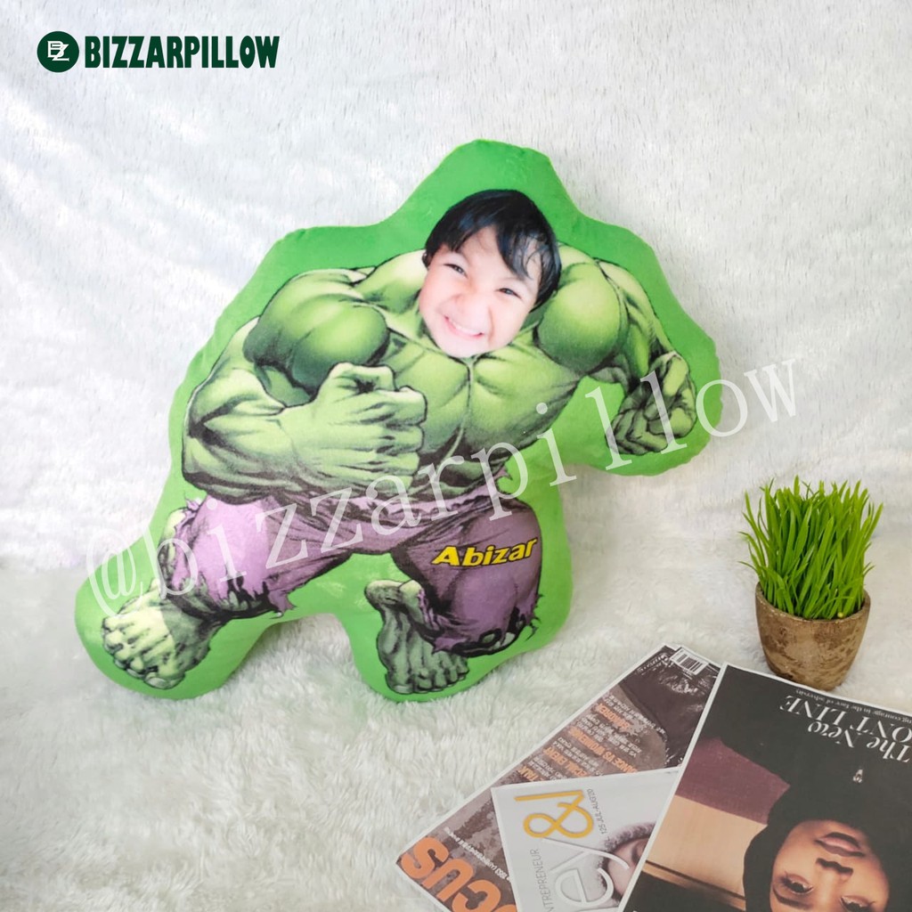 Bizzarpillow Bantal Kado Karakter Super Hero Size L  BZ109