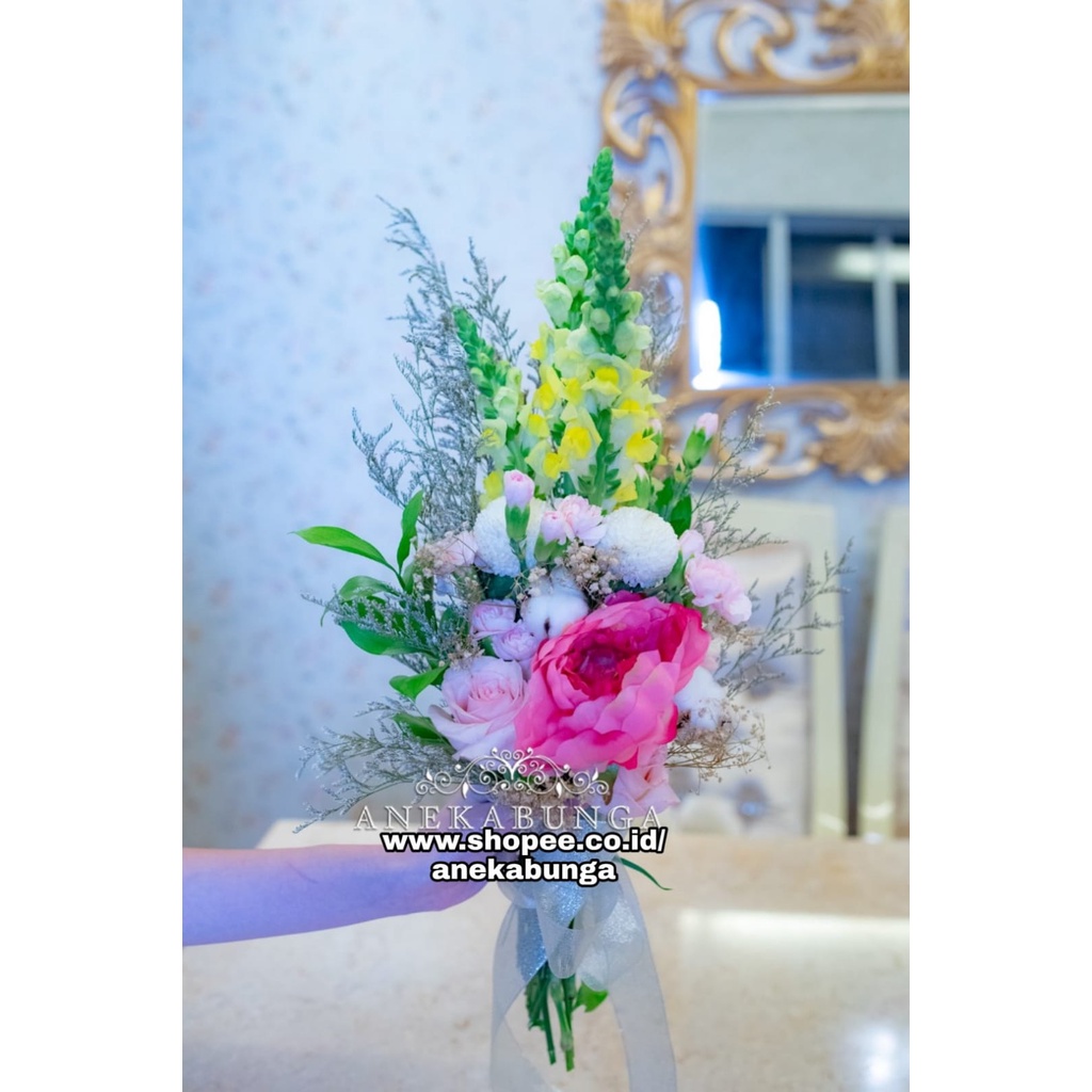Buket Bunga Pernikahan Wedding Flower Hand Bouquet Mix Bucket Segar Asli Plastik Palsu Kering Dried