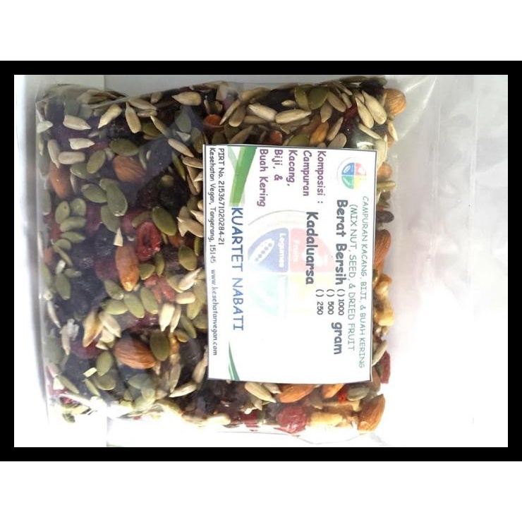 

DISKON TERBATAS !!! PROMO CAMPURAN KACANG, BIJI, & BUAH KERING / ORIGINAL MIX NUT 500 GR TERLARIS