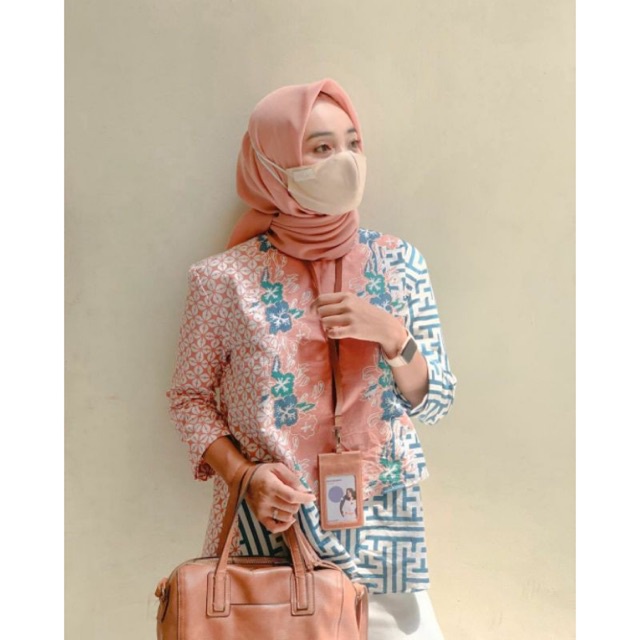 Blouse Kinanthi | Blus Batik Pastel