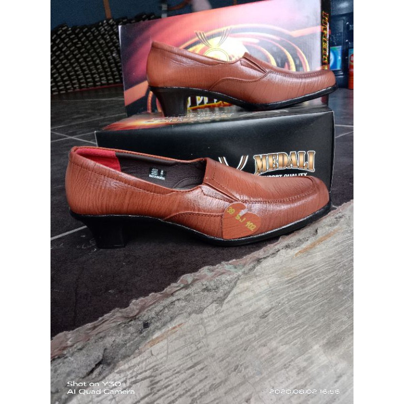 SEPATU KULIT WANITA KANTOR Sepatu kulit asli