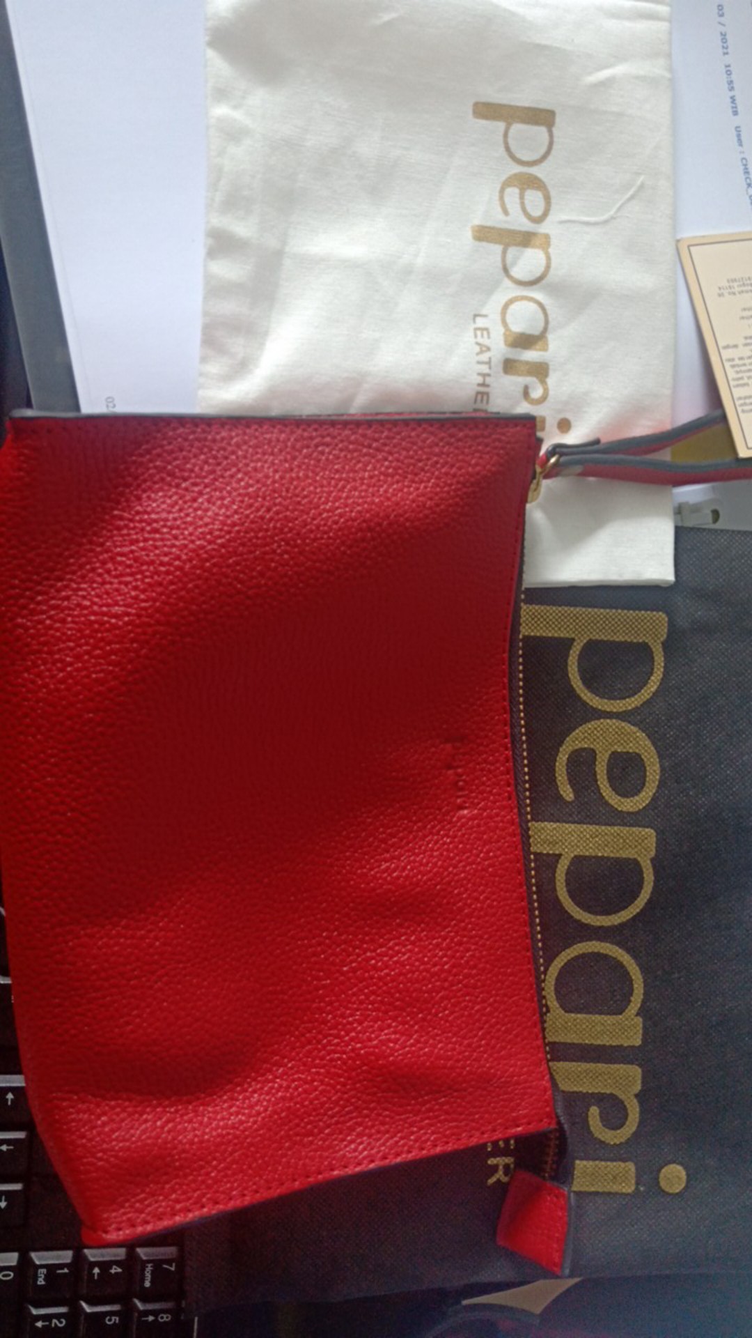 Pouch Kotak Merah Milling