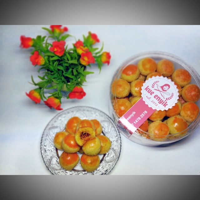 

Kue Enyik