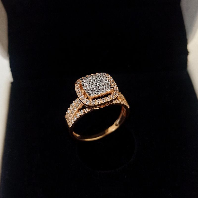 Cincin Lady Diana Square