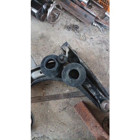 Sunkisscoo Karet Bantalan Peninggi Per Belakang Honda Jazz, Brio, Mobilio, Freed, Hrv, Brv. Lifkit