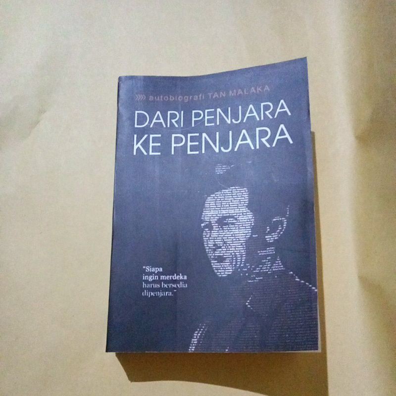 Autobiografi Tani Malaka dari penjara ke penjara