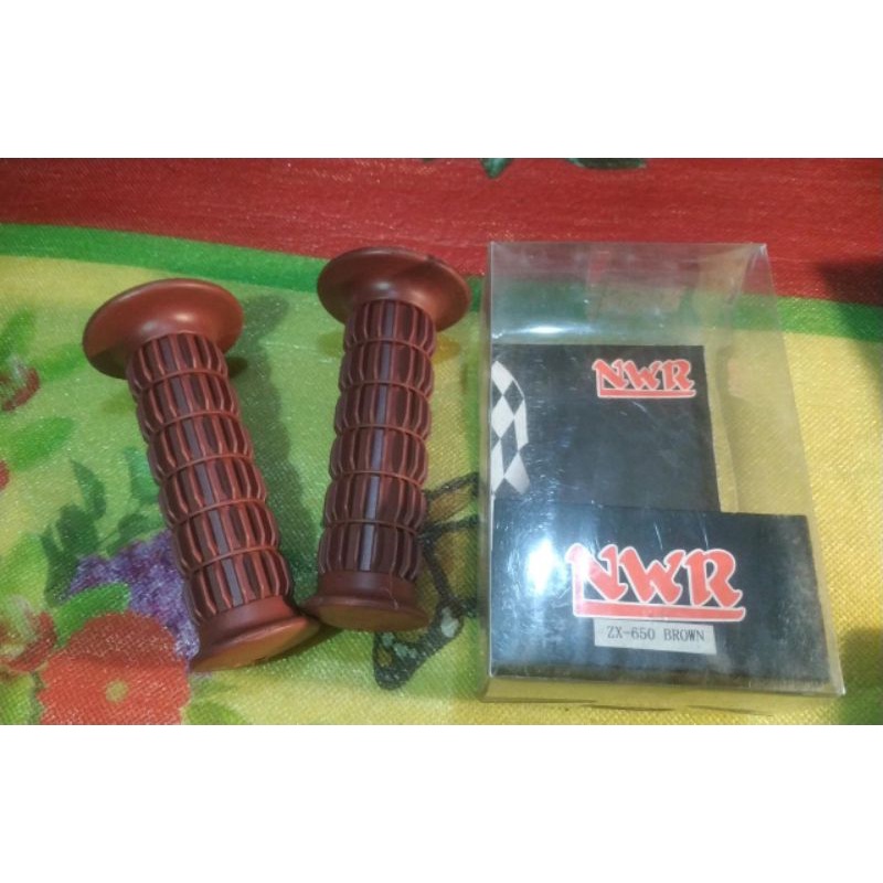 ampak kanan kiri handgrip handpack karet pegangan stang setang setir sepeda motor PNP bebek matik sp