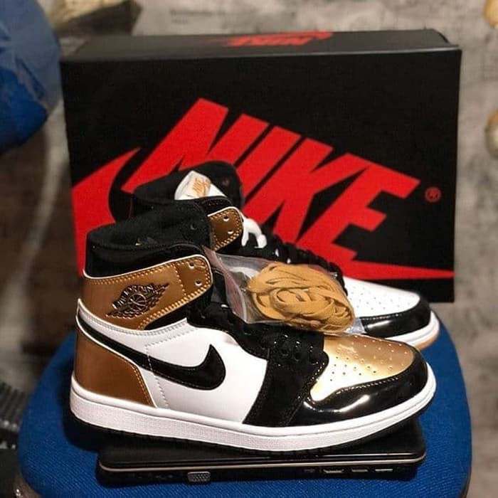 gold tip jordan 1