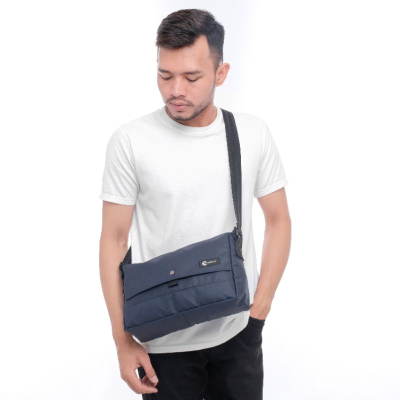 EXPEDITE.CO// Gekko Tas Salempang Sling Bag Tas Laptop Tas Kuliah Tas Kerja waterproof