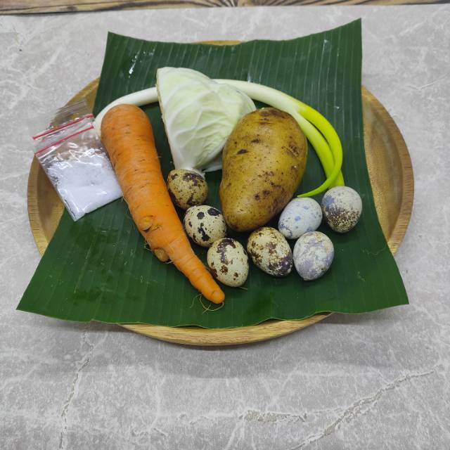 

Paket Sayur Sop Siap masak dengan telur puyuh atau ayam atau bakso