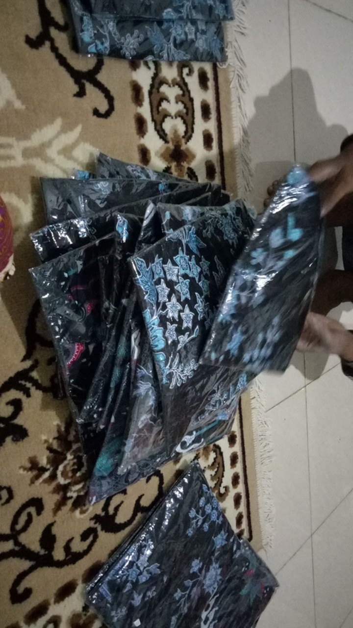 Ready Couple Batik M L Xl Xxl Motif Sakura Biru