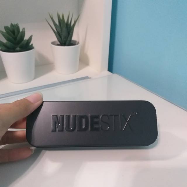 NUDESTIX - Magnetic Matte Lip Color