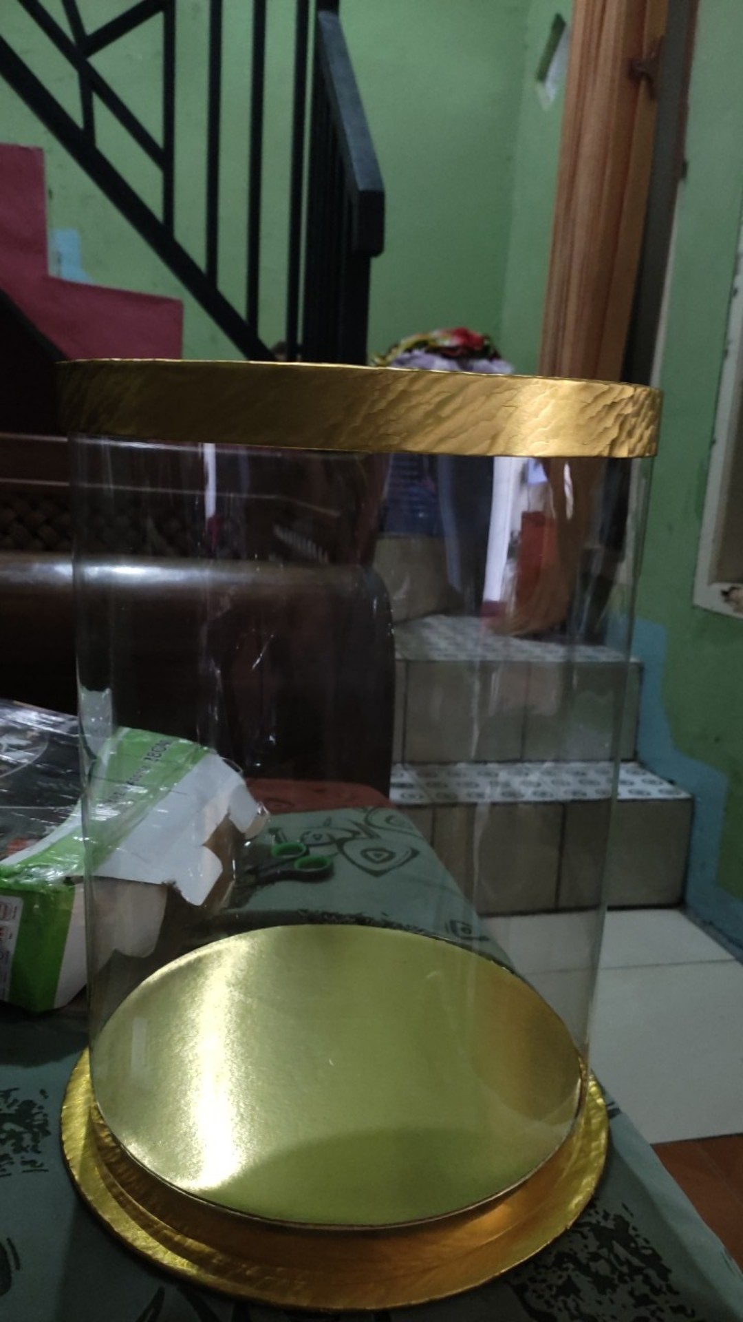 D 25 Cm X T 35 Cm Ekonomis Cake Box Kotak Kue Tart Mika Bening Tinggi Cantik + Tatakan Putih