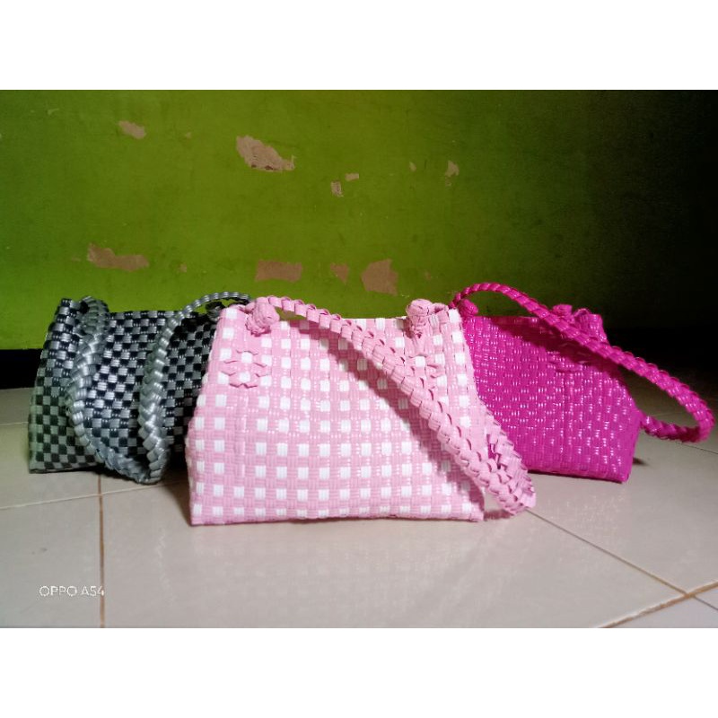 Tas Petty Jali,Tas Anyam Jali Petty 2 kancing, Tas Jali Premium