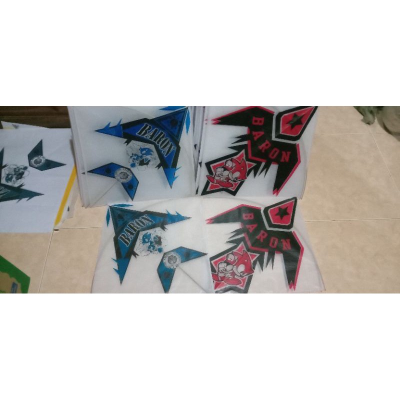 Layangan sukoi 2 warna