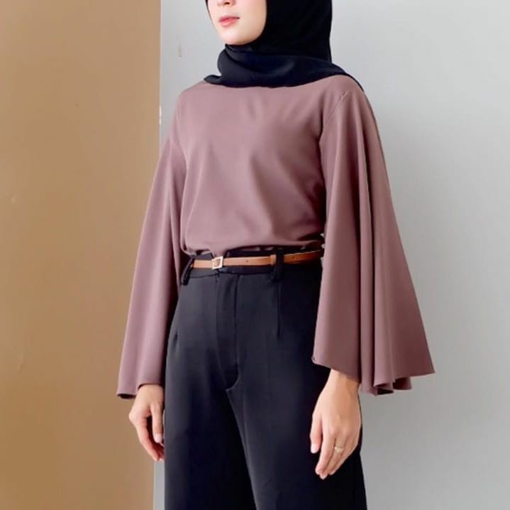 Blouse Wanita Korean Style Trum Blouse Bahan Moscrafe Pakaian Wanita Kekinian Baju Atasan Wanita Terbaru 2023 Kekinian Viral Blouse Hitam Jumbo