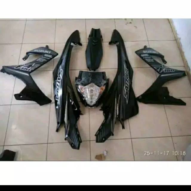 Paketan full set cover body halus Satria Fu facelift  plus reflektor lampu depan 2014-2015 hitam