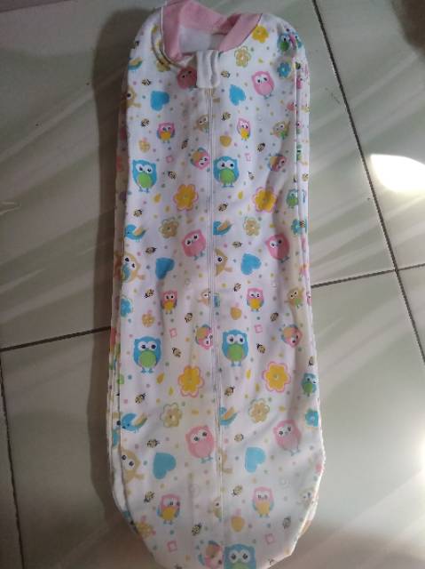 Bedong bayi instan motif