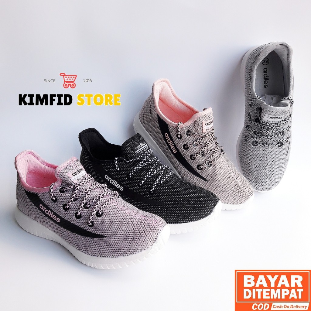 Sepatu olahraga wanita ardiles charity
