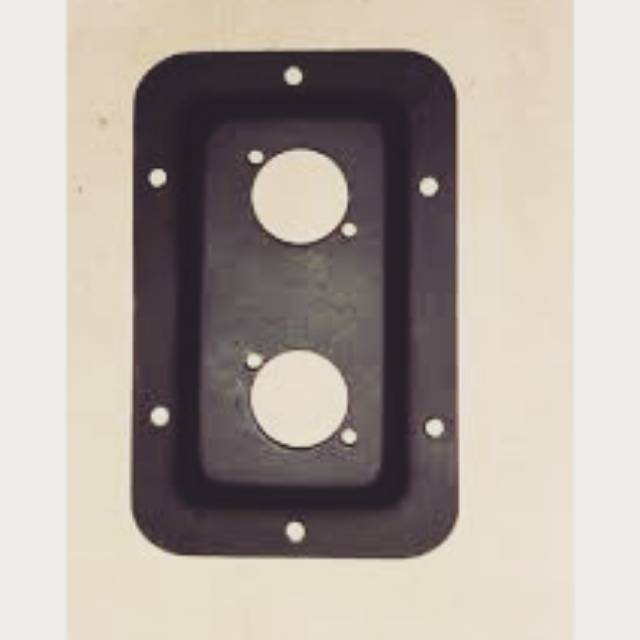 Terminal Plat Spikon 2 Lubang Besi Panel Spikon