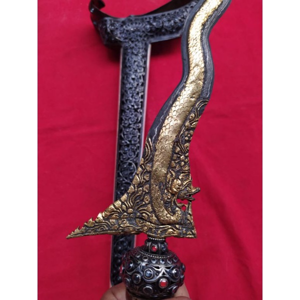 Keris Naga Sapto Kinatah