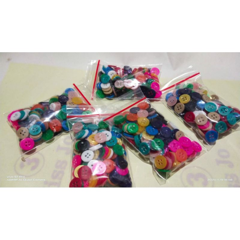 kancing warna warni diameter 11 - kancing baju gepeng