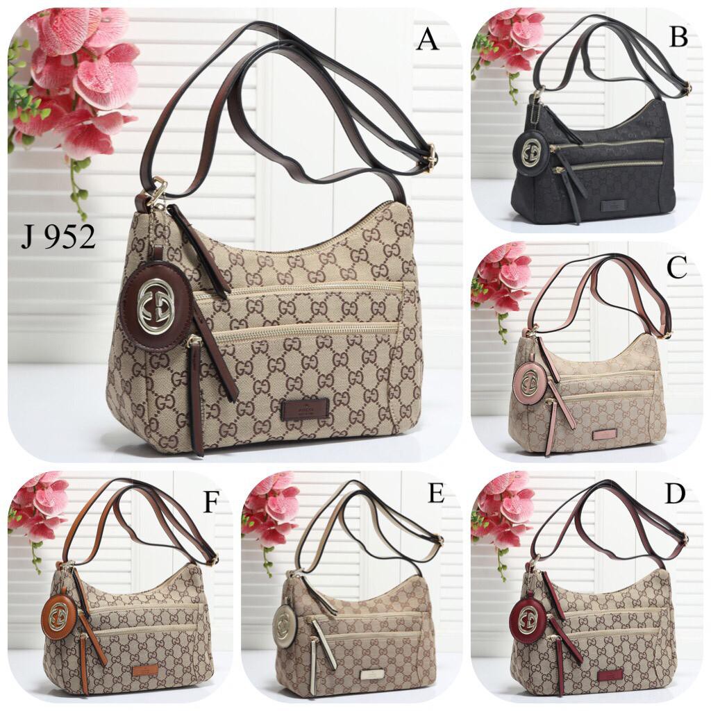 Tas Gucci Hobo Crossbody GG Canvas  Semprem 952-B352