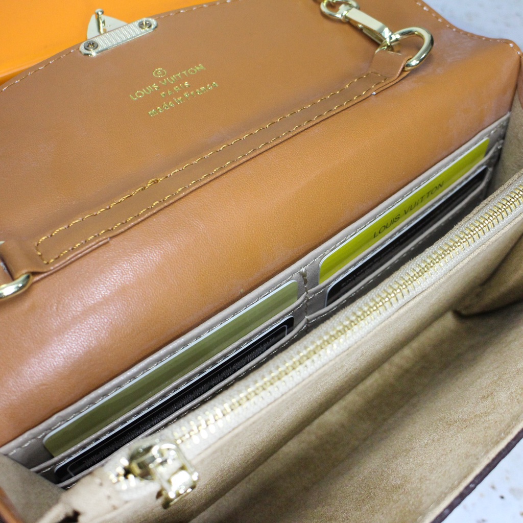 L¤uis Vuitton Metis Chain Wallet 20886 (FreeDustBag+Bubble Wrap)