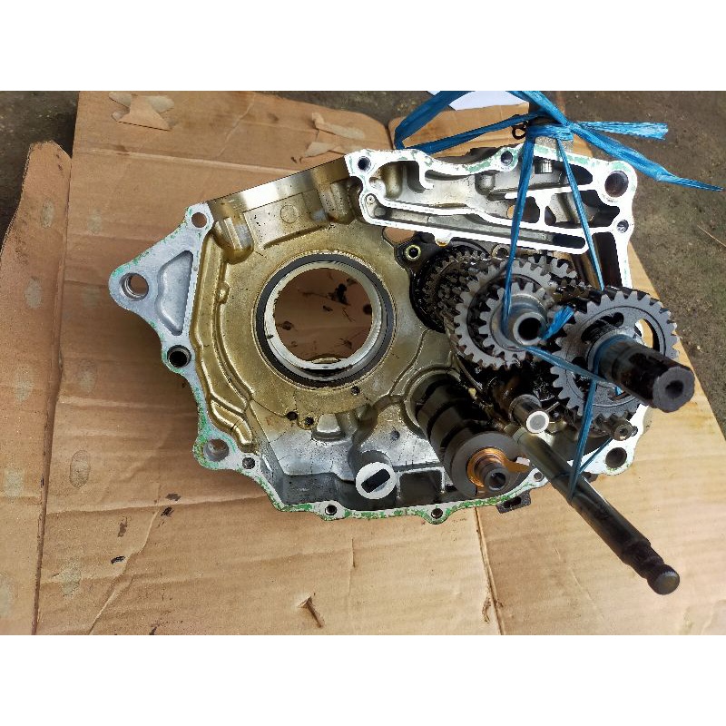 tranmisi atau rasio set 6 speed tiger revo atau tirev ori copotan motor kondisi bagus