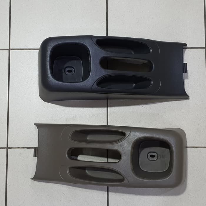 Consul KONSUL box BOK TENGAH TOYOTA avanza / xenia LAMA 2004 sampai 2011 vvti VVT-i 2010 2009 2008 2007 2006 2005 CREAM HITAM moca abuPLASTIK