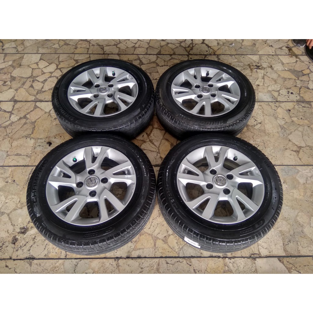 Velg Ori Copotan Nissan Livina Ring 15 Pcd 4x114 + Ban 185 65 R15 Buap Mobil Avanza Xenia