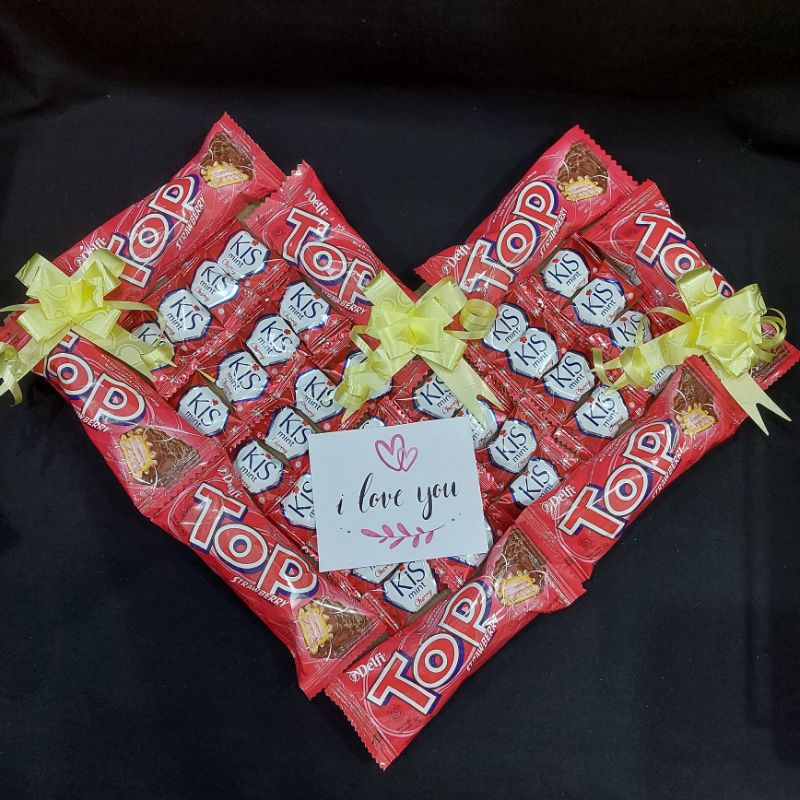 snack love bucket coklat hampers hadiah valentine