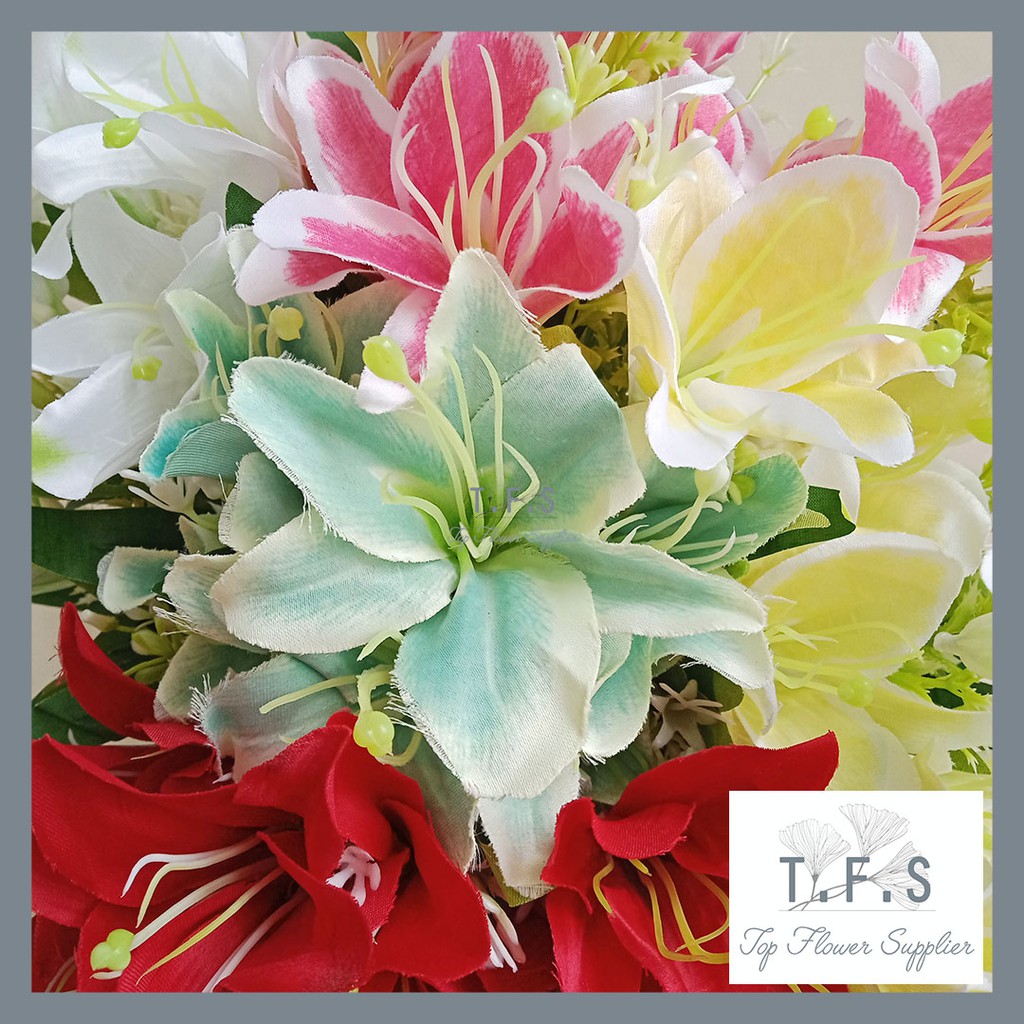 Artificial Lilium Flower Bunga Lily Cabang Palsu Plastik Dekor Pajangan Hiasan Meja Ruang Tamu-1