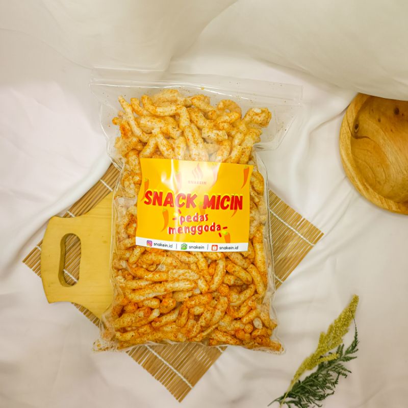 

200 GR - KERUPUK GURILEM PEDAS / ORIGINAL