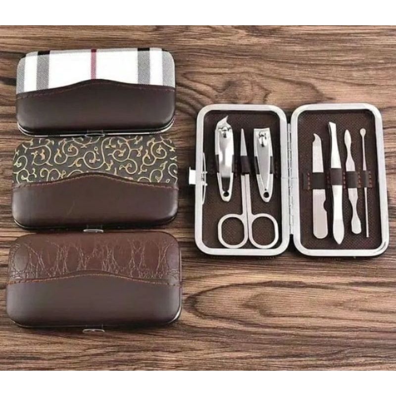 Menicure Pedicure Set 7 in 1