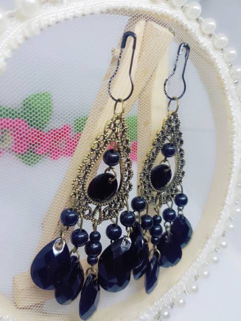 A152 Anting hijab juntai hitam