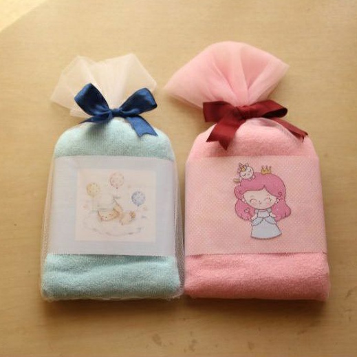 

Souvenir baby hampers souvenir one month manyue , handuk label custom , aqiqah syukuran lahiran ulang tahun
