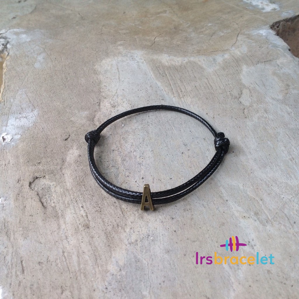 gelang inisial / gelang nama tali besar hitam (A ---> T)