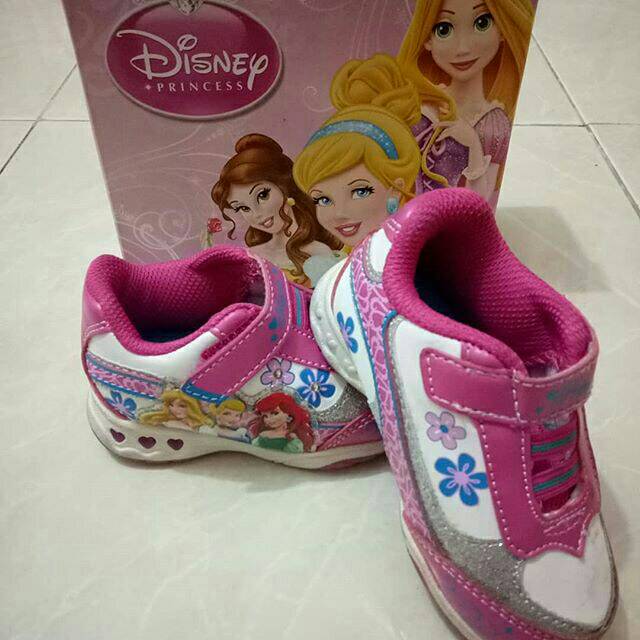 SEPATU ANAK DISNEY PRINCESS PRELOVED