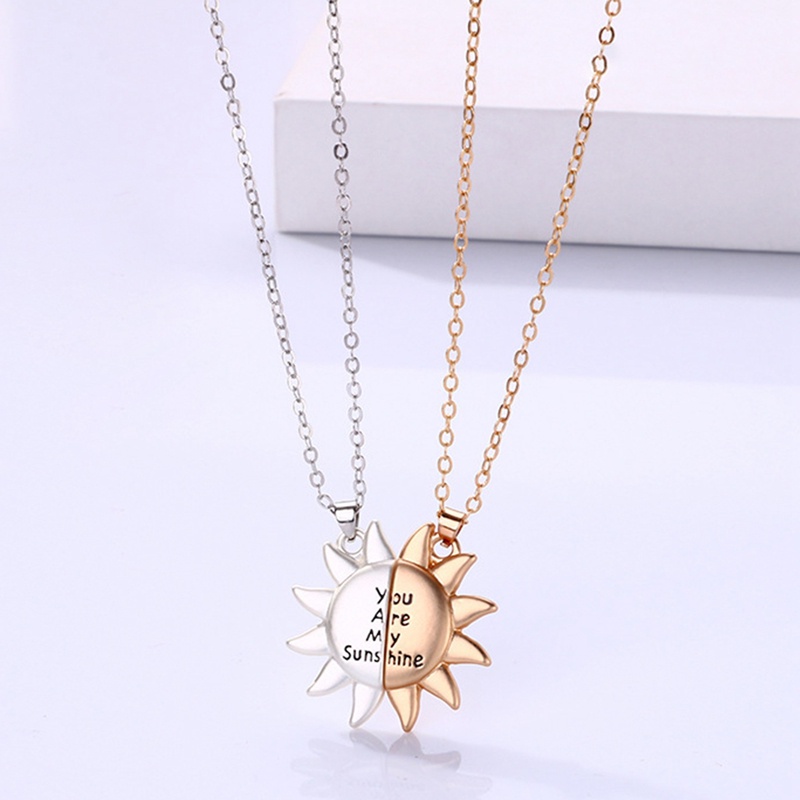 2pcs Kalung Rantai Pasangan Dengan Liontin Matahari + Tulisan You Are My Sunshine Untuk Pria / Wanita