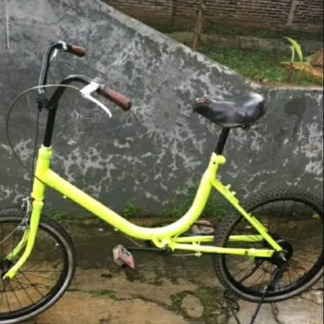 Sepeda minion frame Jepang merk osaka