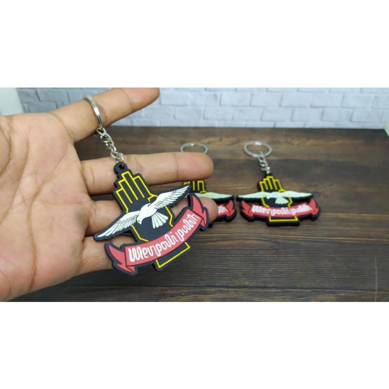 Gantungan Kunci Karet Merpati Putih