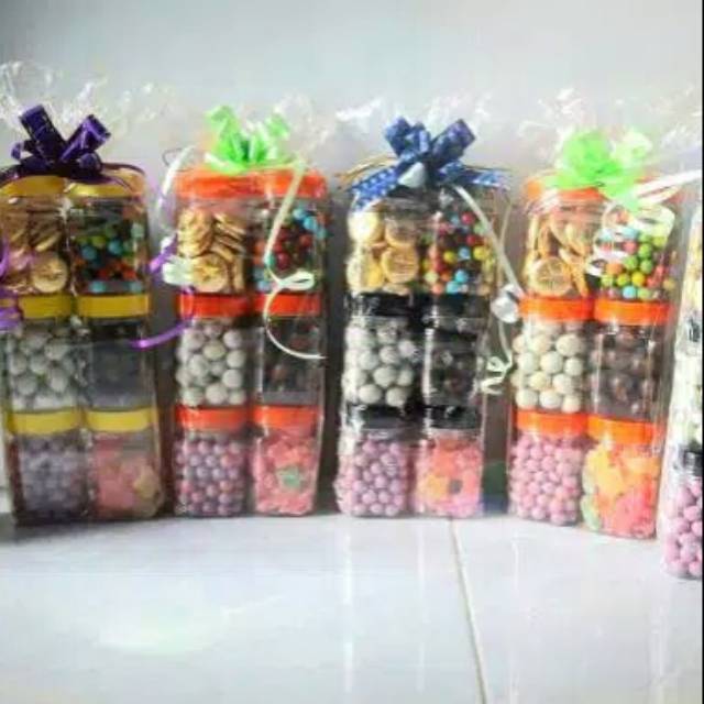 

Paket parcel coklat lebaran