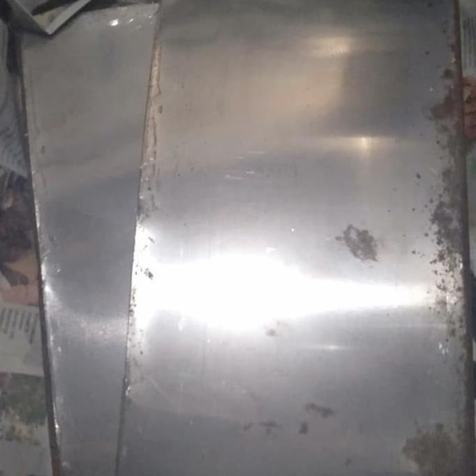 lempengan besi baja bahan pisau dan cangkul