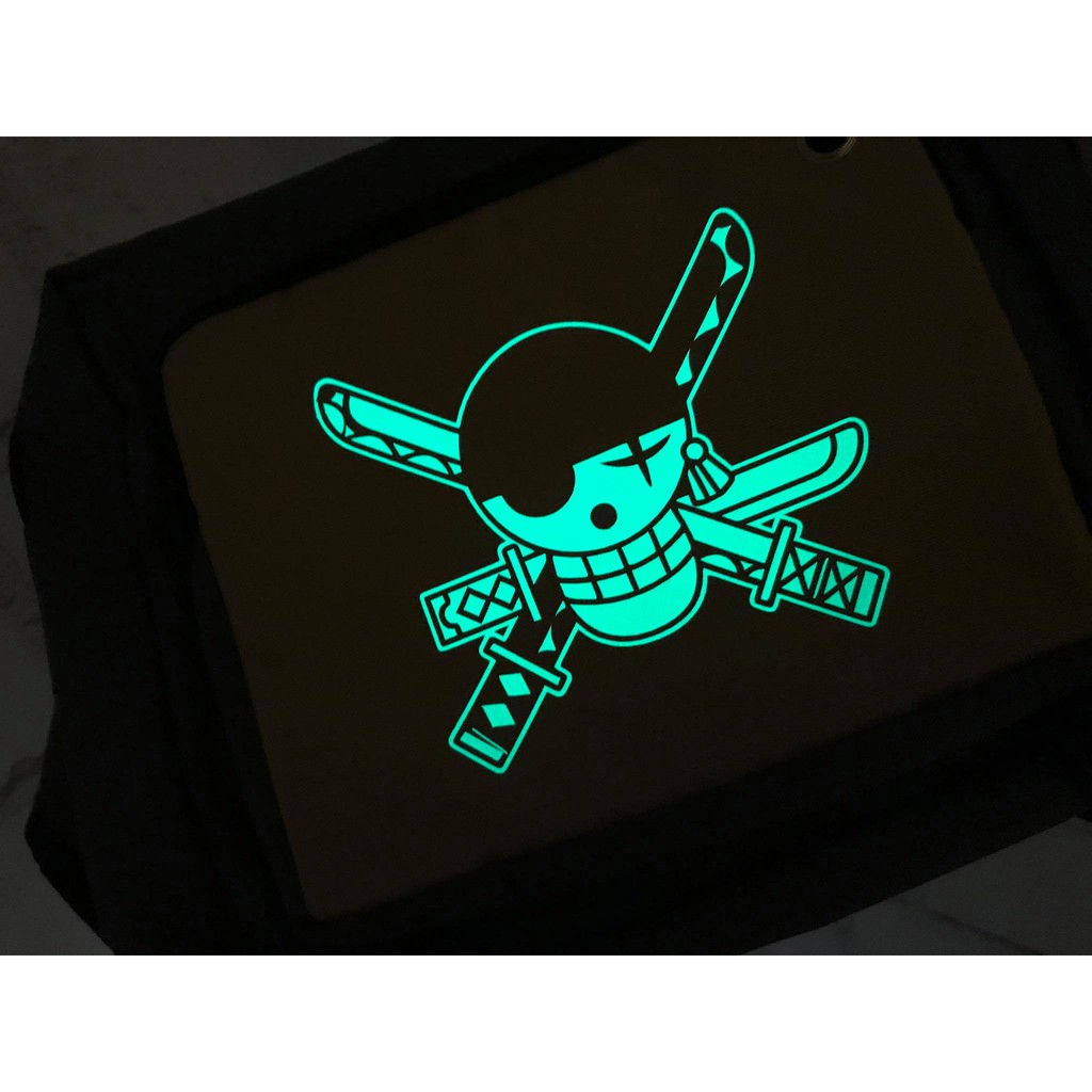 SLINGBAG AMPLIFY ZORO GLOW IN DARK