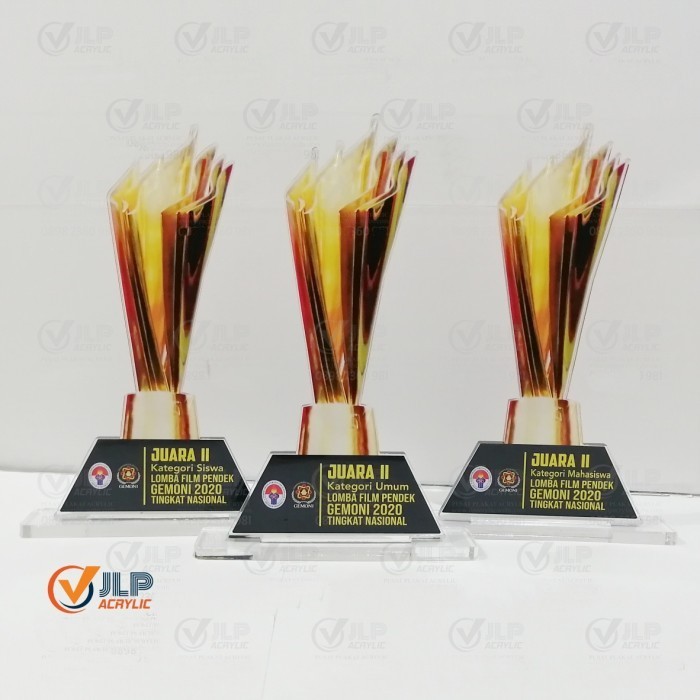 Harga Piala Penghargaan Terbaik Juli 2021 Shopee Indonesia