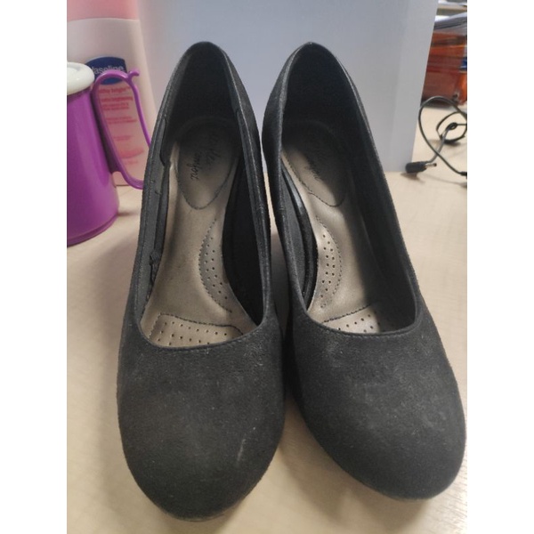 Preloved Sepatu Wedges Hitam Payless Dexflex Comfort size 39