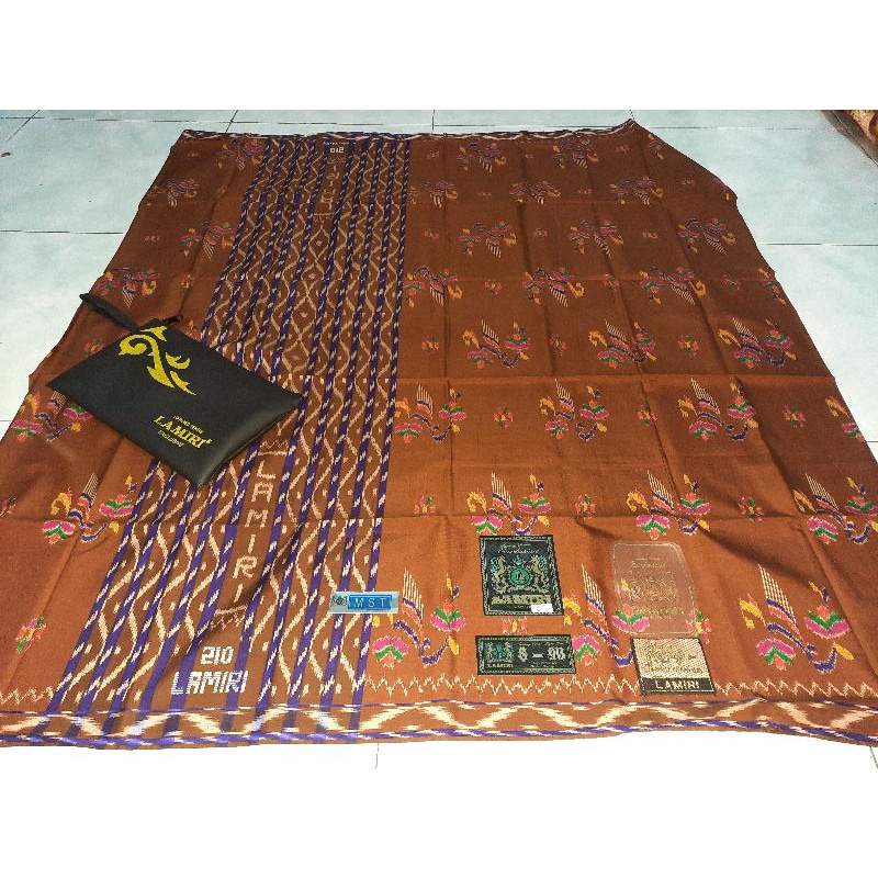 sarung LAMIRI kembang MST