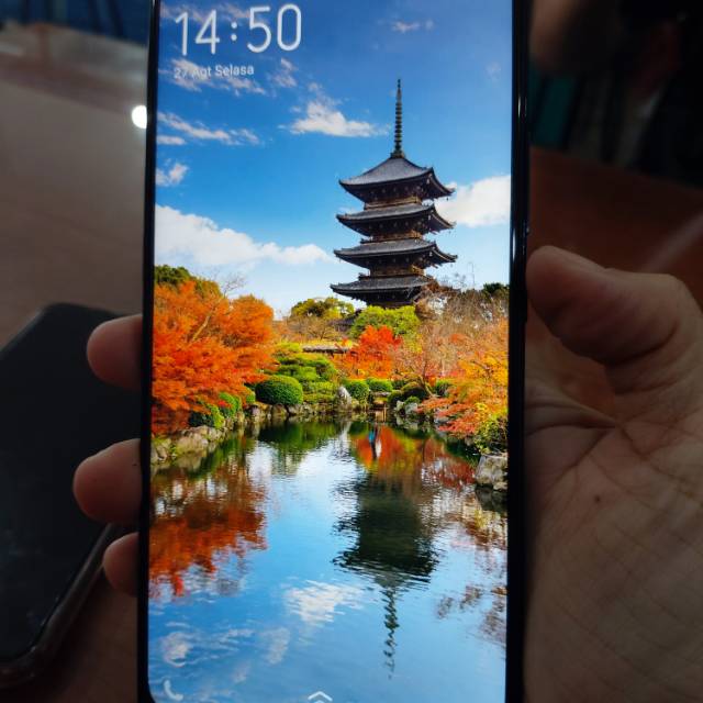 HP SECOND , VIVO V15